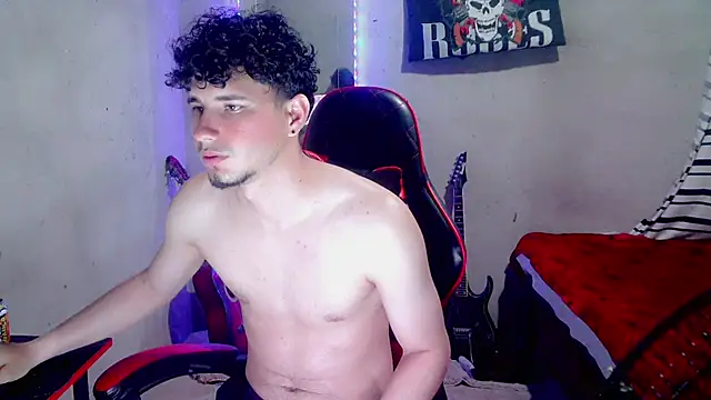 Atom_Hot's Webcam Show