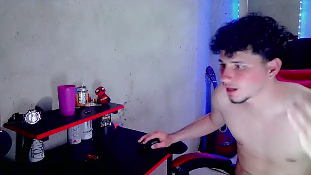 Show de Atom_Hot na webcam