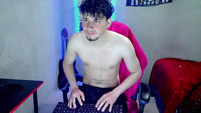 Atom_Hot Webcamshow