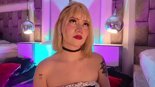 SaharaSinnerr Webcamshow