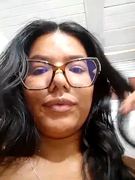 Chat +18 de Catha-69 ao vivo