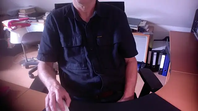 outlaw200's Webcam Show