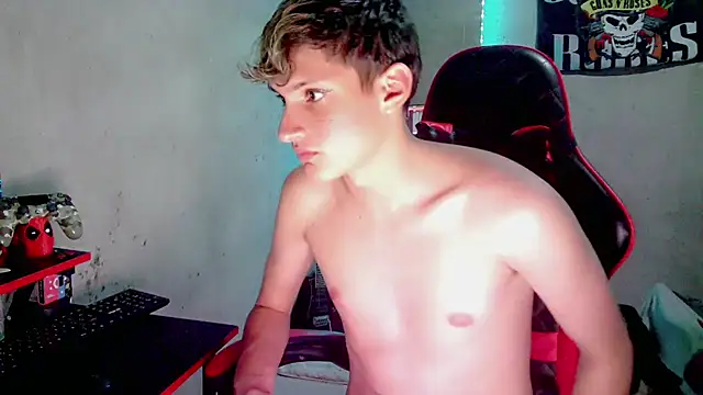 הופעת וובקאם של Jason_Toddhot
