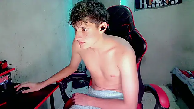 Pokazy przed kamerką – Jason_Toddhot