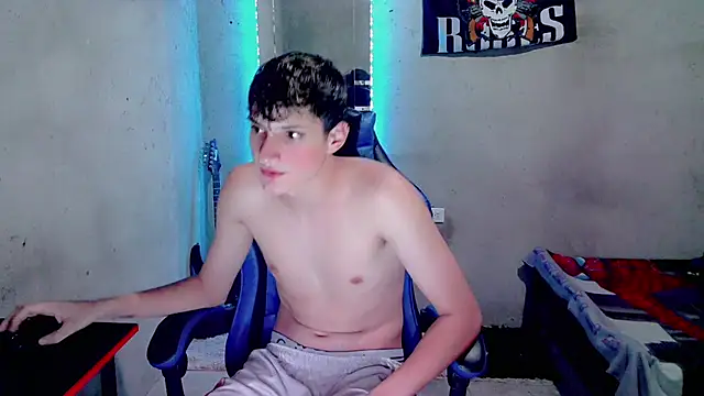 הופעת וובקאם של Jason_Toddhot
