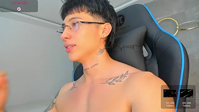 Show modela Samuell_777 na web-kameri