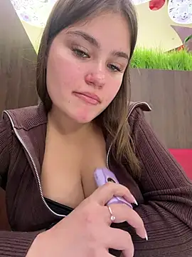 Chat XXX Live Cristal-Et-Moet