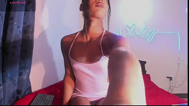 Kathaa_Crawford_n Webbikameraesitys
