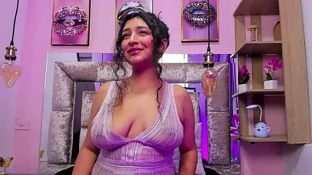 sharlot_frox Chat XXX in diretta