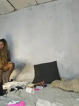 Juicyamber Live XXX-Chat