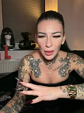 XXX chat uživo modela LuanasSecret666