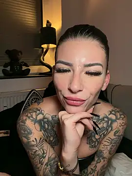 LuanasSecret666 Webcam-Show