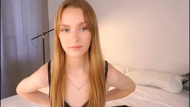 Show modela HellenSendy na web-kameri