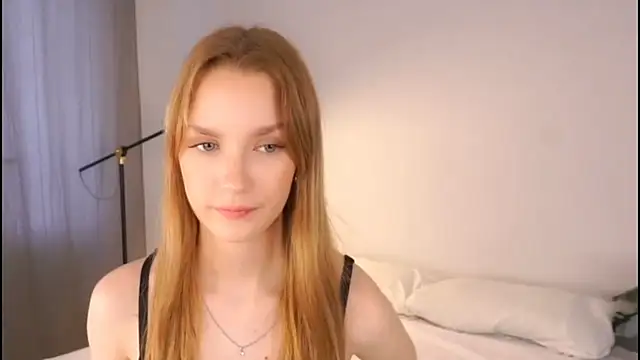 Show modela HellenSendy na web-kameri