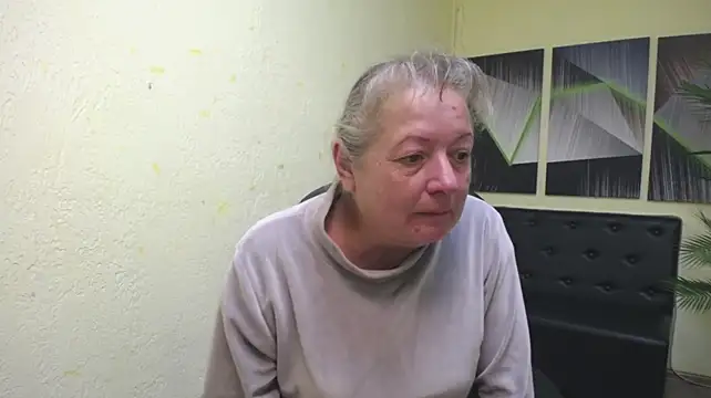 ClaraPSS Live XXX Chat