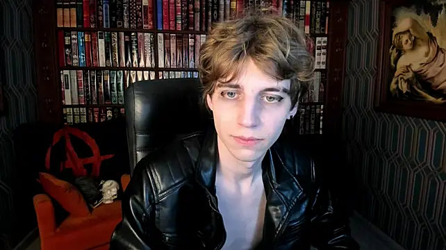 ImpDusk Show Webcam