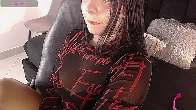 SaritaBellarie's Live XXX Chat