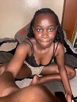 Chocobabe18 Chat XXX in diretta