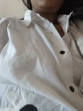 sexy_aaruhi live XXX chat
