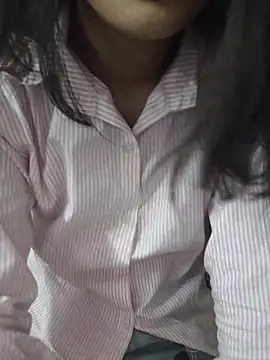 sexy_aaruhi XXX чат на живо