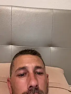 Bigcarlosc Show in webcam