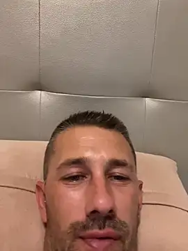 הופעת וובקאם של Bigcarlosc