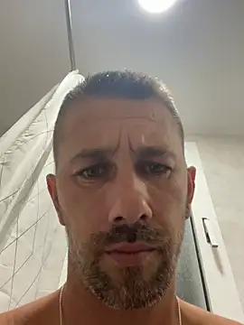 Bigcarlosc webcam show