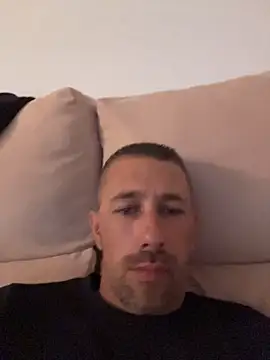 Bigcarlosc's Webcam Show