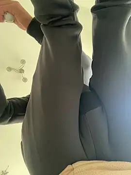 Bigcarlosc's Webcam Show