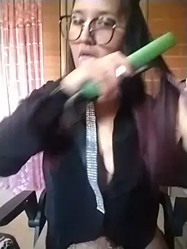 Chat XXX ao vivo de CATALEYA_SEXI