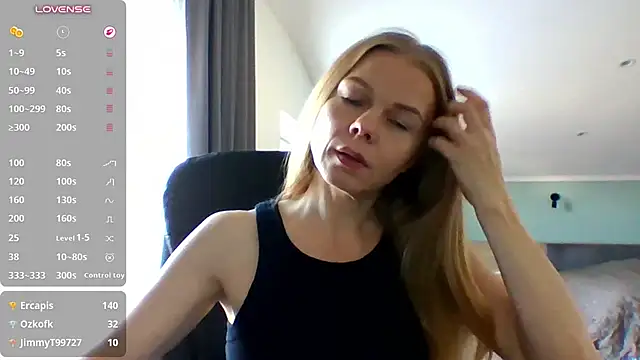 TinaDiamond live XXX chat