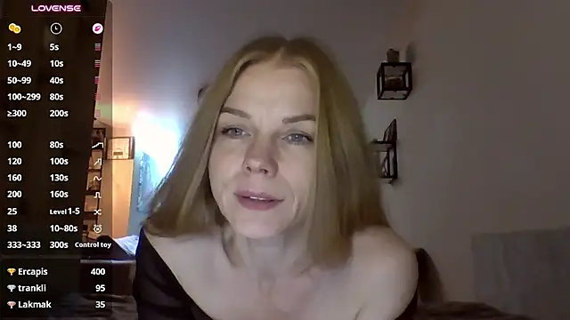 TinaDiamond Chat XXX in diretta