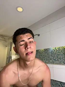 your_fav_twink_ Webcamshow