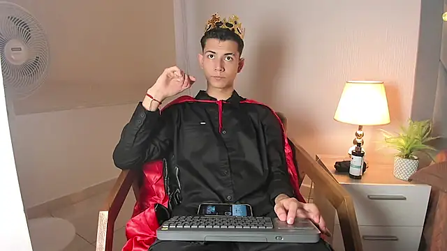 عرض كام your_fav_twink_