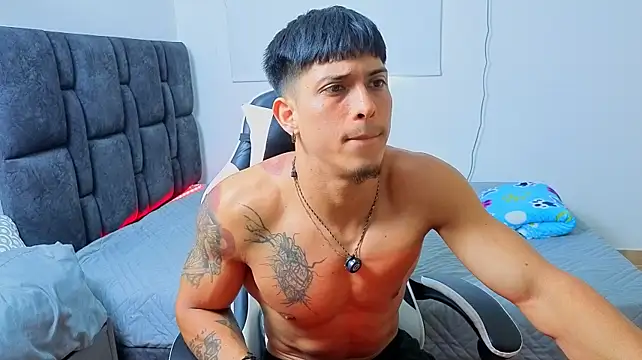 Austin_muscle Webcam Show