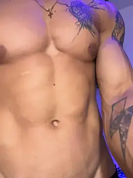 Austin_muscle Show in webcam