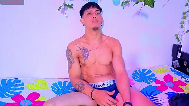 Austin_muscle Webcam-Show