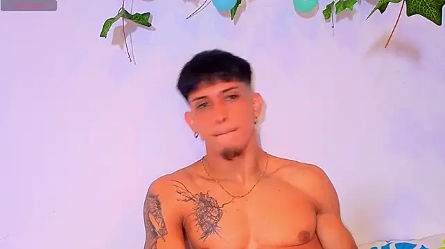 Austin_muscle Webcamshow