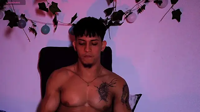 Austin_muscle Шоу с уебкамера
