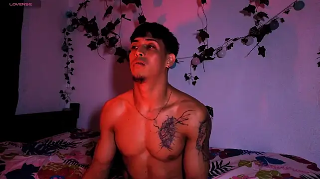 Austin_muscle: διαδικτυακό σόου στην κάμερα