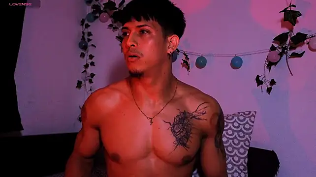 Show de Austin_muscle na webcam