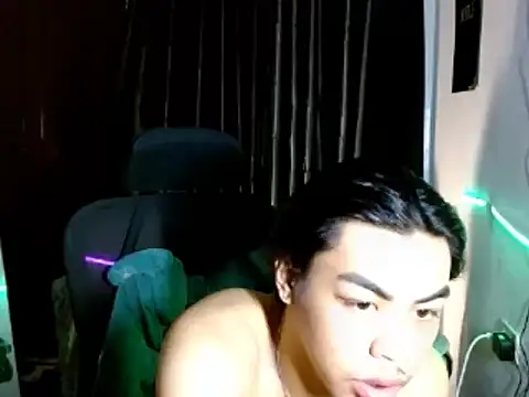 UrKawasaki webkamerás műsora