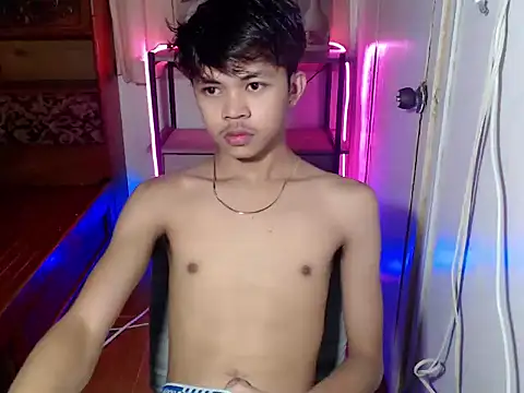 Show modela Ur_Josh06 na web-kameri