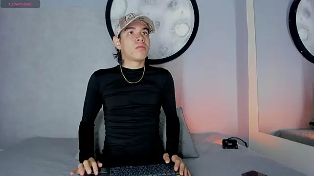 isaack_grant Webcam-Show