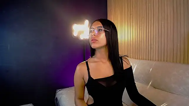 Nini1126 Webcam-Show