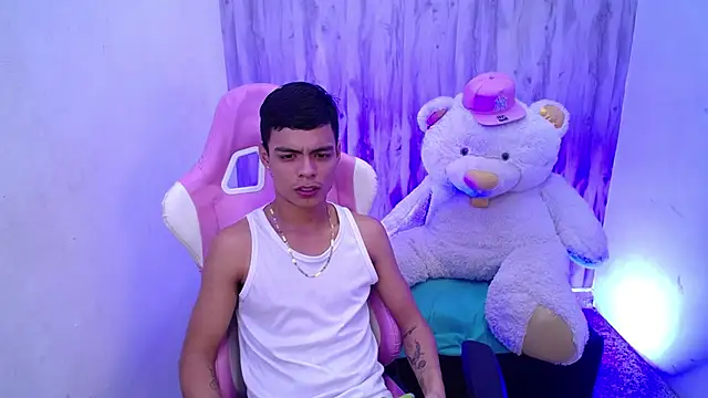 Dayron_leee Шоу с уебкамера