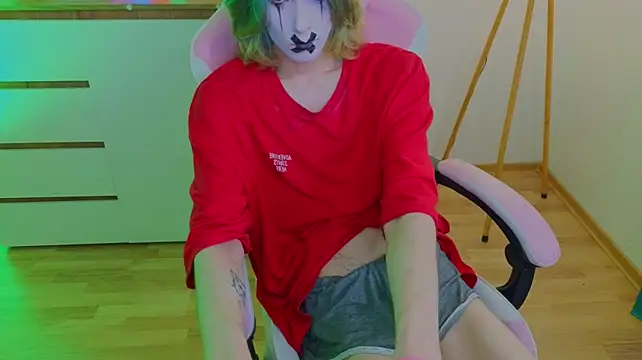lazy_jester Show in webcam