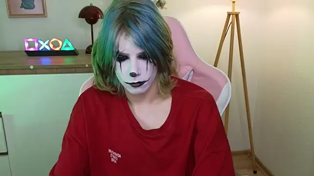 lazy_jester Adlı Modelin Web Kamerası Şovu