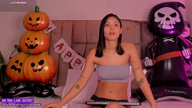 _MiaJhonson 网络视讯表演