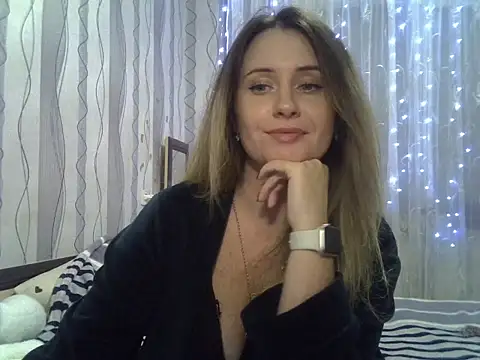 Вебкам-шоу KiraKissi